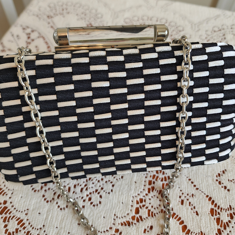 SONDRA BROWN,Black and White Evening Bag With Lucite Handle And Chain